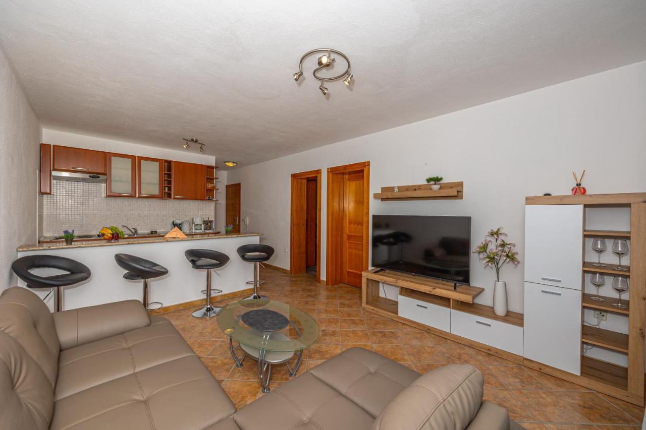 Apartments Lacic 2 Цриквениця Екстер'єр фото